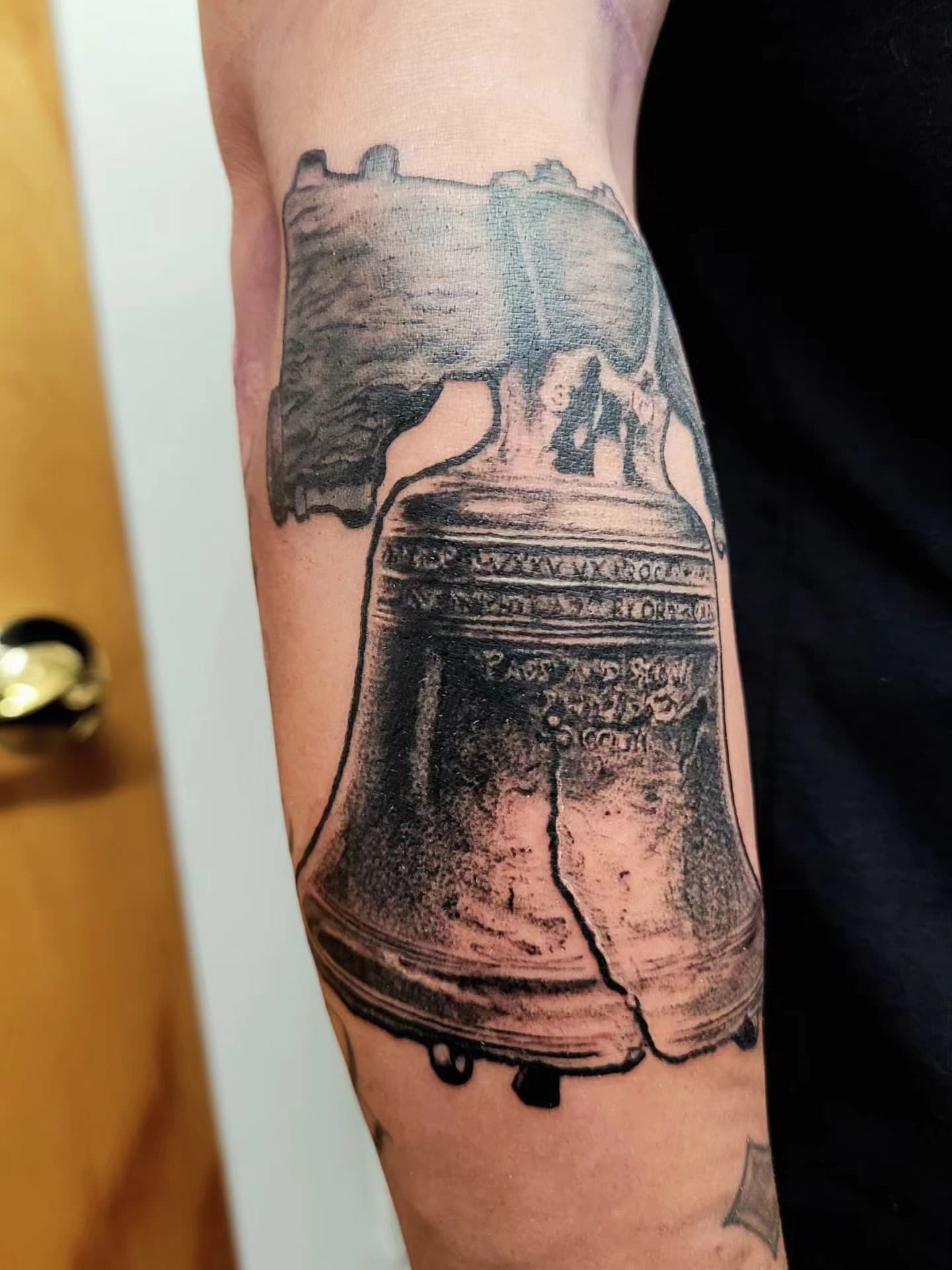 Vintage paint bucket tattoo in black and gray